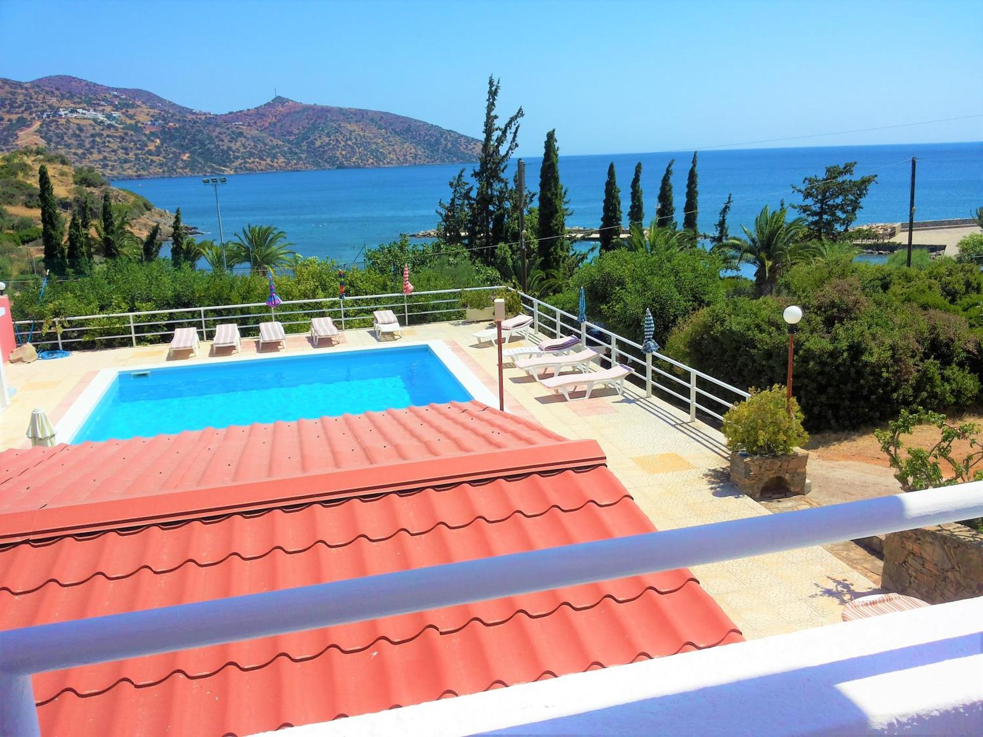 Dimitra * Agios Nikolaos (Crete)